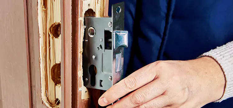 Garage Door Lock Replacement Erlanger